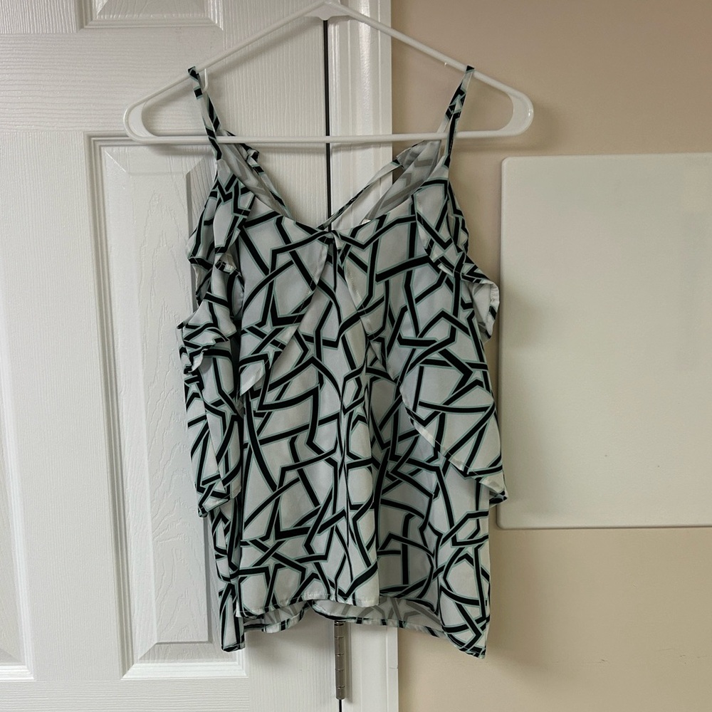 J.O.A Geometric Print Sleeveless Tank Top